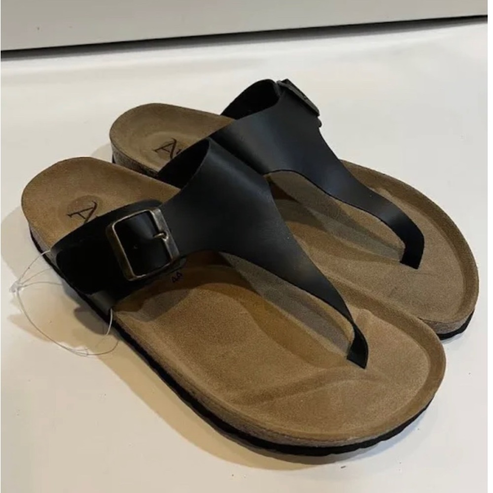 New AUTENTI Black leather toe thong sandals SZ 46 Made in Spain